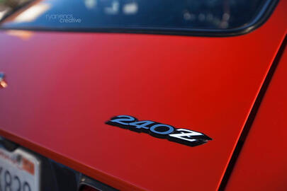 Datsun 240z emblem