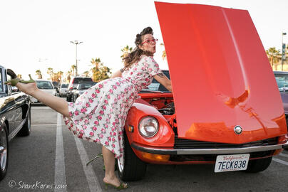 Pinup Datsun 240z